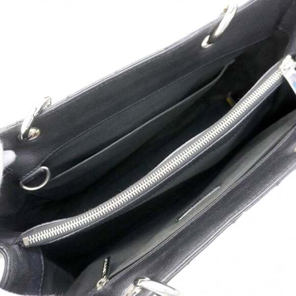 CHANEL Black Caviar Leather Tote Bag - Picture 4 of 16